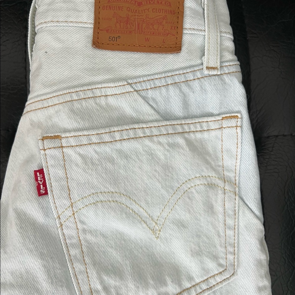 Brand New Levis 501 cut out jeans